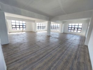 Commercial space 219 m² Rose Hill Rs 60,000