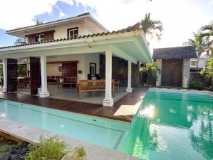 Maison/Villa 4 chambres 260 m² Pointe aux Canonniers Rs 150,000