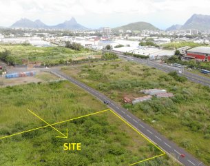 Commercial land - 2443 m²