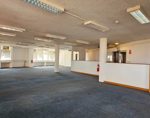 Office - 1972 m²