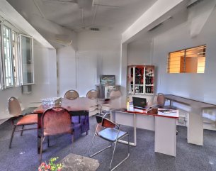 Office - 250 m²