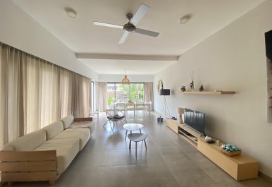 Maison/Villa - 3 chambres - 247 m²