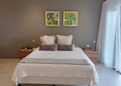 Apartment - 3 Bedrooms - 181 m²