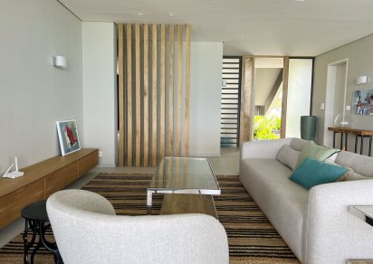 Apartment - 3 Bedrooms - 250 m²