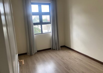 Appartement - 3 chambres - 1500 p²
