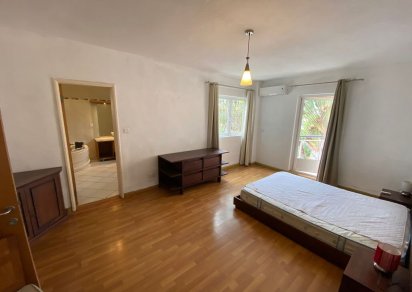 Appartement - 3 chambres - 280 m²