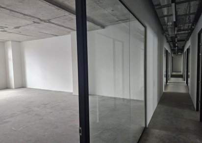Bâtiment commercial - 83 m²