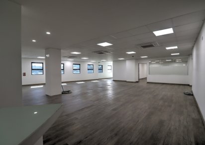 Bureau - 1589 m²