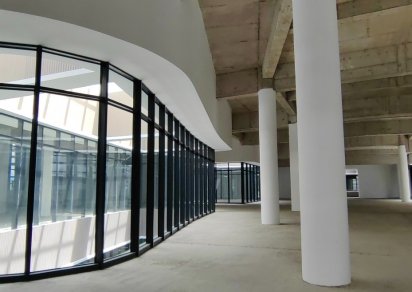 Bureau - 1814 m²