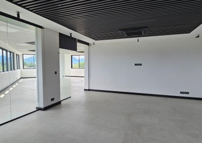 Bureau - 526 m²