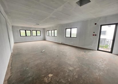 Bureau - 75 m²