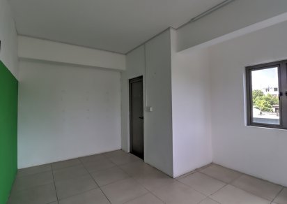 Commercial space - 394 m²