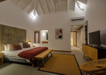House / Villa - 4 Bedrooms - 396 m²
