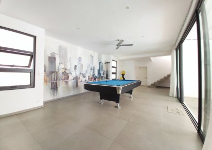 House / Villa - 4 Bedrooms - 420 m²