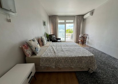 House / Villa - 4 Bedrooms - 425 m²