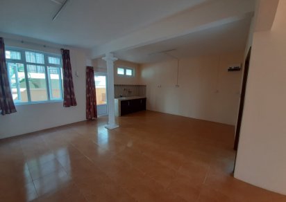 House / Villa - 6 Bedrooms - 385 m²
