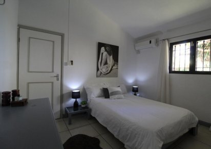 Maison/Villa - 3 chambres - 200 m²