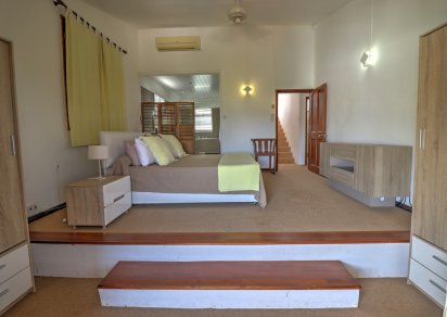 Maison/Villa - 3 chambres - 230 m²