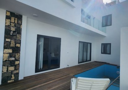 Maison/Villa - 4 chambres - 176 m²