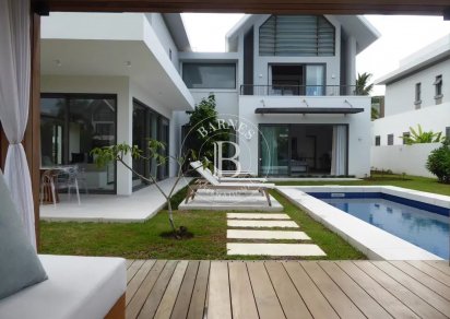 Maison/Villa - 4 chambres - 275 m²