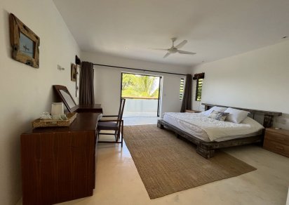 Maison/Villa - 4 chambres - 350 m²