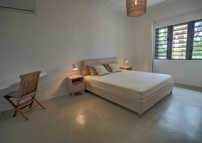 Maison/Villa - 5 chambres - 300 m²