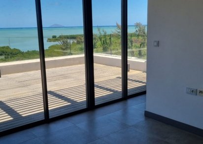 Penthouse - 3 Bedrooms - 220 m²