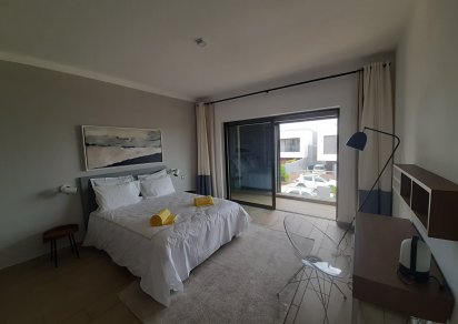 Townhouse / Duplex - 4 Bedrooms - 260 m²