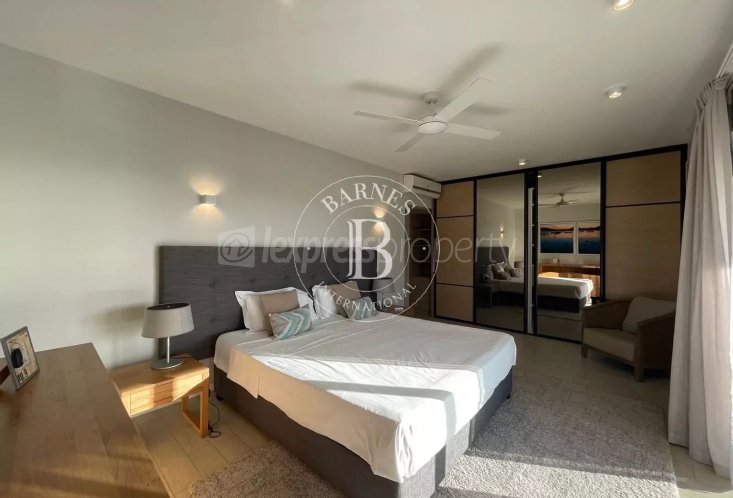 Apartment - 3 Bedrooms - 400 m²