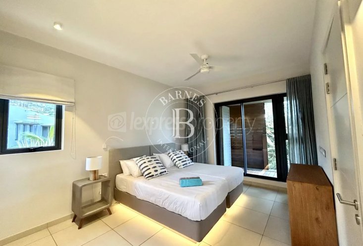 House / Villa - 3 Bedrooms - 300 m²
