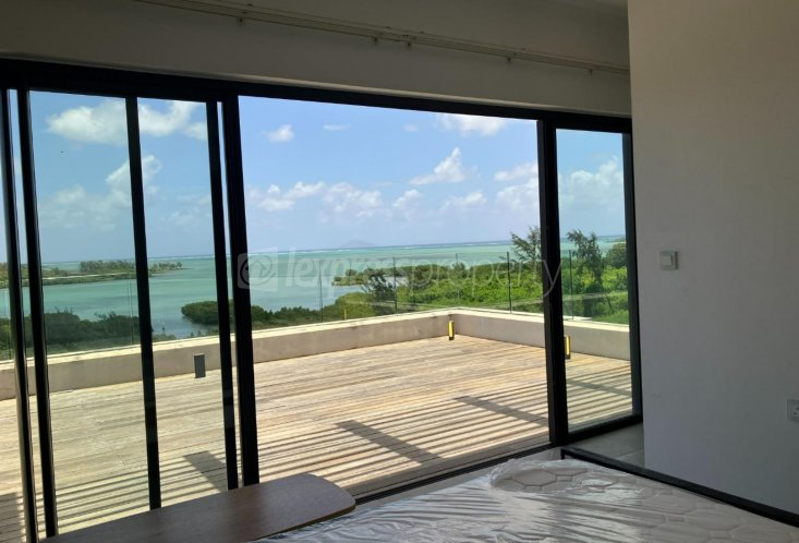Penthouse - 3 Bedrooms - 212 m²